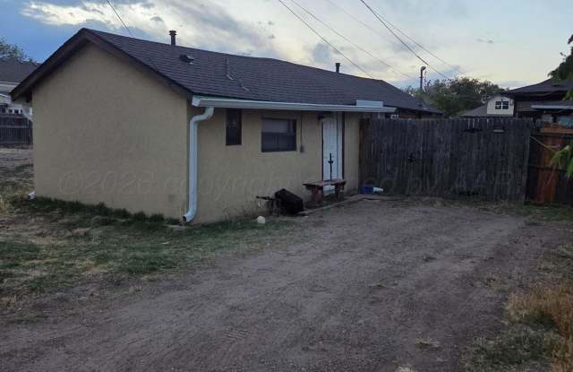 1908 3RD rear Avenue