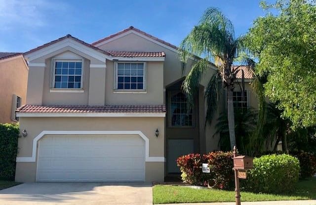 322 NW Lake Crest Ct - 322 Lake Crest Ct, Weston, FL 33326