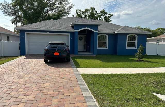 2605 S 71ST STREET - 2605 South 71st Street, Palm River-Clair Mel, FL 33619