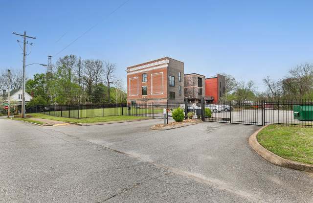 Photo of 217 East Deaderick Street