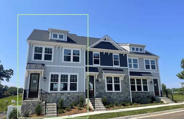 Photo of 4008 Varick Street