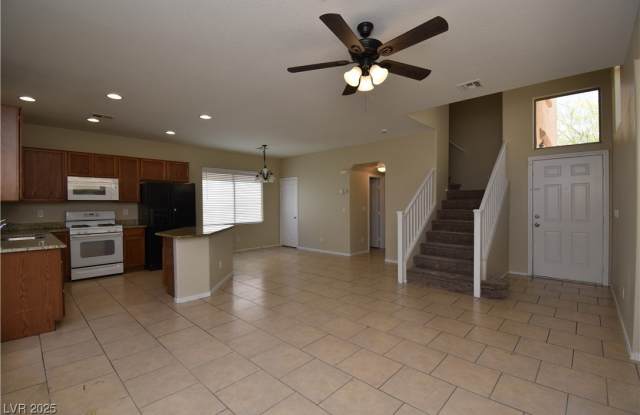 3428 Lonesome Drum Street