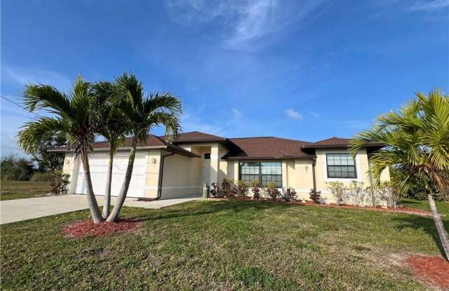 1122 SW 15th Avenue - 1122 Southwest 15th Avenue, Cape Coral, FL 33991