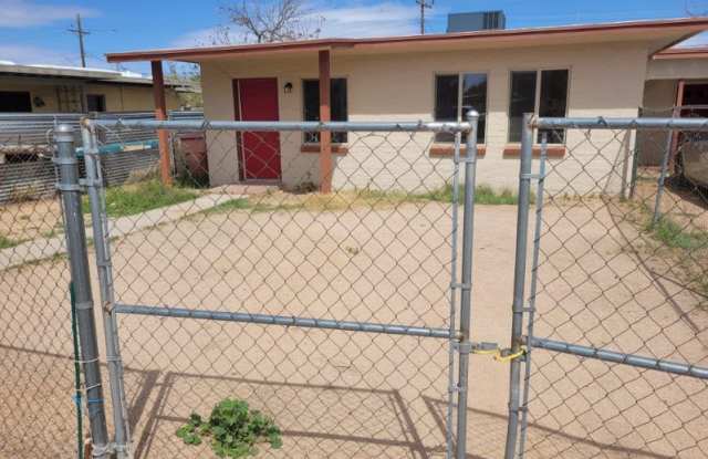 Photo of 2431 East 24th Street - 2