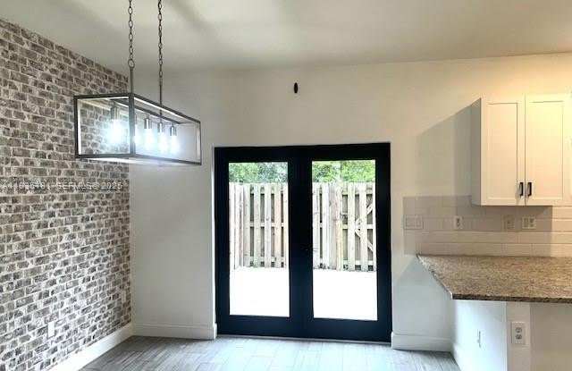 Photo of 5505 NW 27th Ct