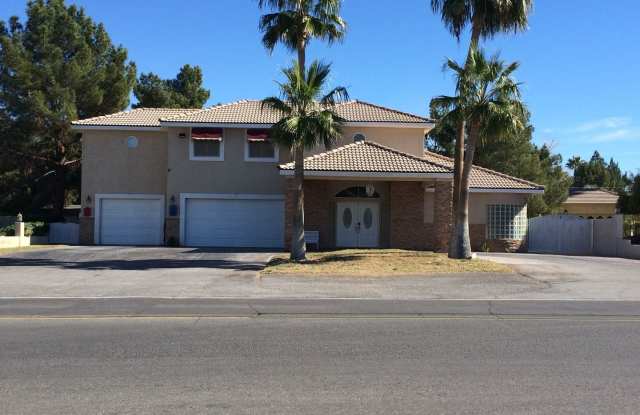 3840 McLeod Drive - 3840 Mcleod Drive, Paradise, NV 89121