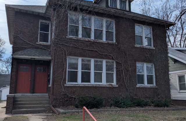 1019 North Farmington Road