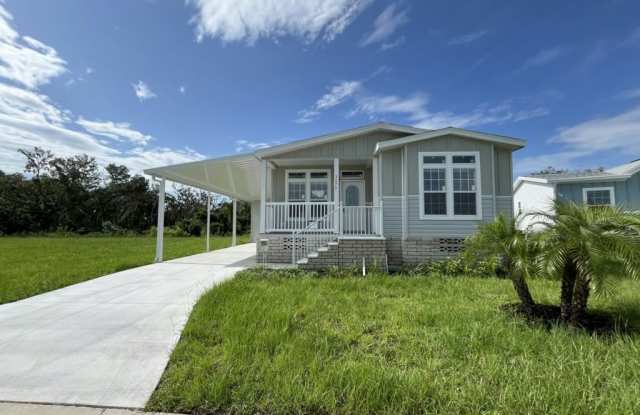 Photo of 3575 Vine Trail (site 0097)