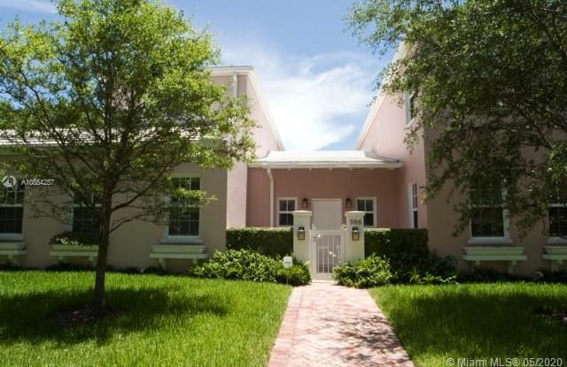 586 Loretto Ave - 586 Loretto Avenue, Coral Gables, FL 33146