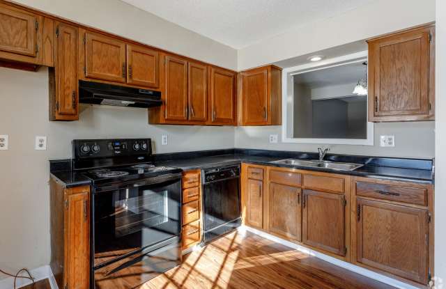Nieman Park Townhome Duplexes