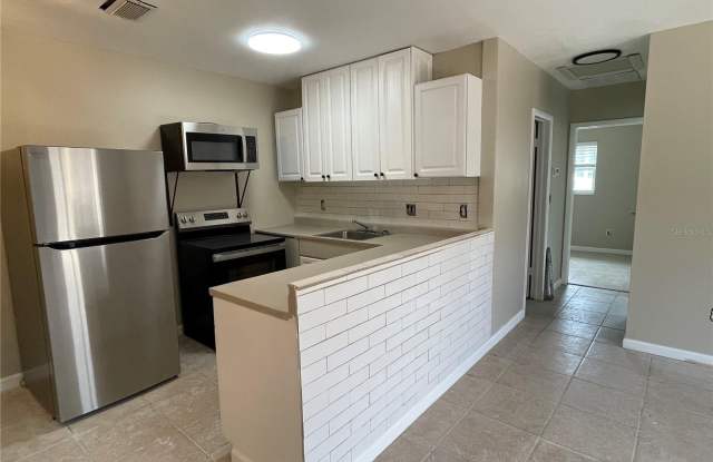 199 FULTON STREET NE