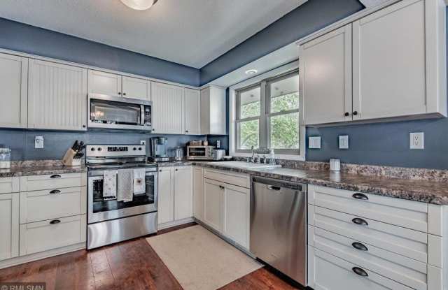 14684 Cove Avenue SE