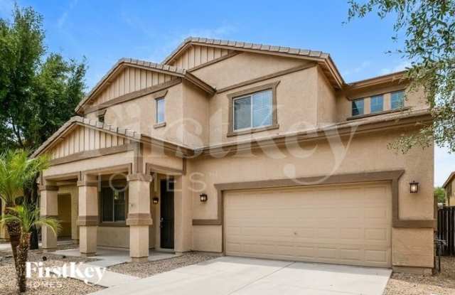 3813 East Parkview Drive