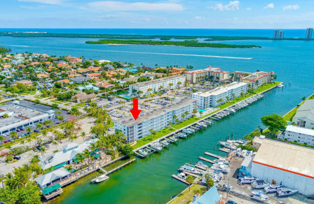 108 Paradise Harbour Boulevard