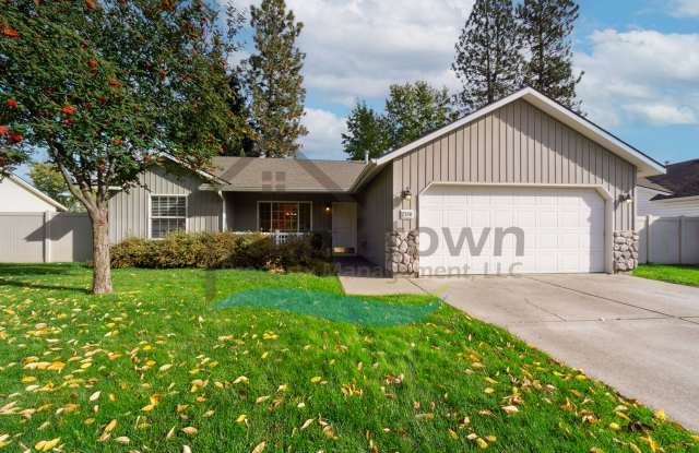 SHORT TERM LEASE ONLY (July 14 – Aug 31): 3 Bedroom 2 Bathroom Home with Attached 2 Car Garage Available in Coeur d'Alene!