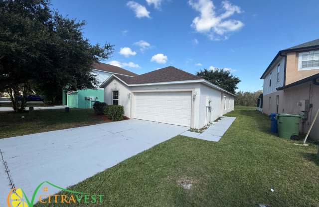 2661 Whispering Trails Dr