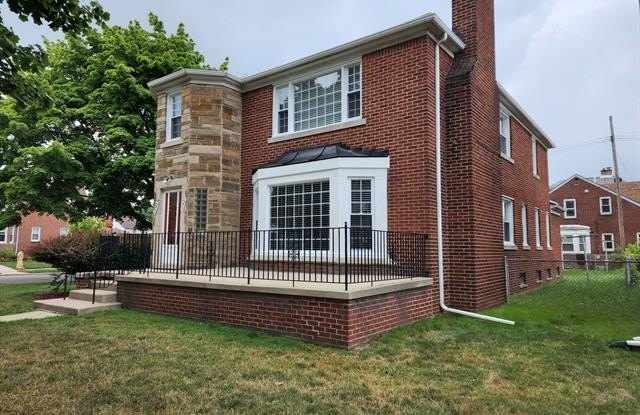 10427 S MORROW Circle