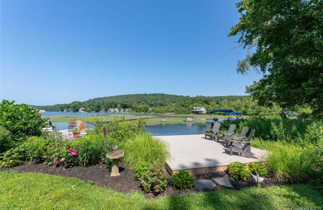 Photo of 9 S Shore Drive