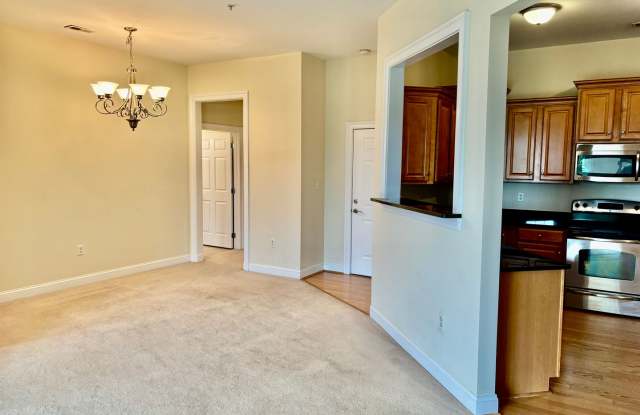 2 bedroom/ 2 bathroom- Bennington on the Park