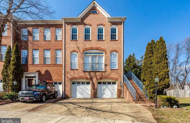 13582 BIG BOULDER Road