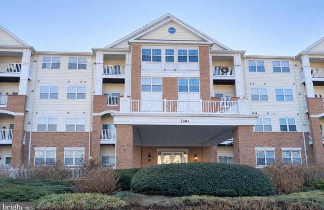 Photo of 2605 CHAPEL LAKE DR #212