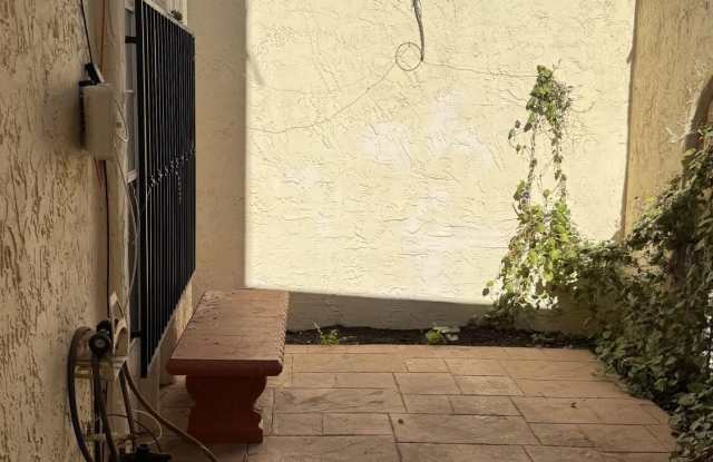 10613 Springwood unit: C