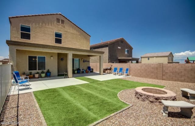 10335 S Keegan Avenue - 10335 S Keegan Ave, Corona de Tucson, AZ 85641