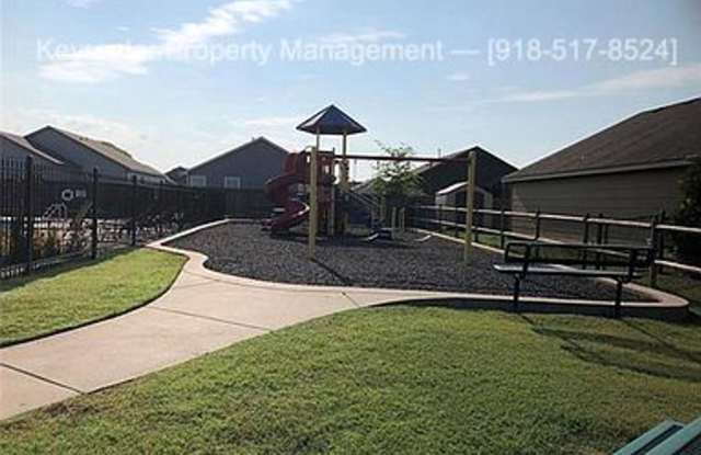 3 Bed | 2 Bath in Owasso!