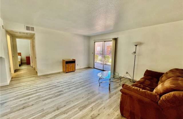 4380 Sandy River Drive