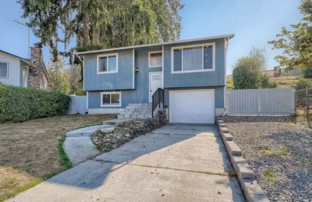 2422 155th Street Court East - 2422 155th Street Court East, Spanaway, WA 98445