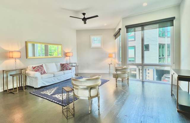 Modern Townhome with Roof Terrace in Dilworth Neighborhood Charlotte NC