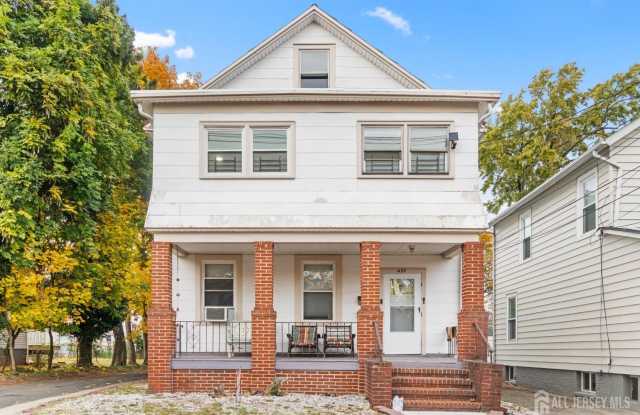 Photo of 427 Benner Street