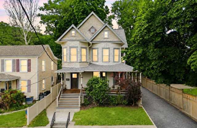 834 John Street