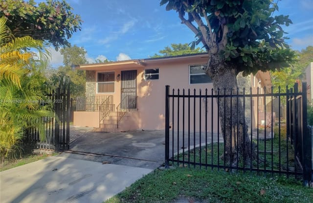 2901 SW 33rd Ct - 2901 Southwest 33rd Court, Miami, FL 33133