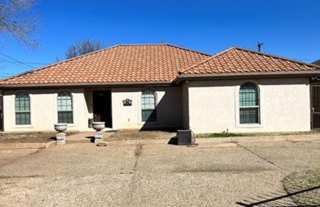 1103 Cuthbert Ave - 1103 East Cuthbert Avenue, Midland, TX 79701