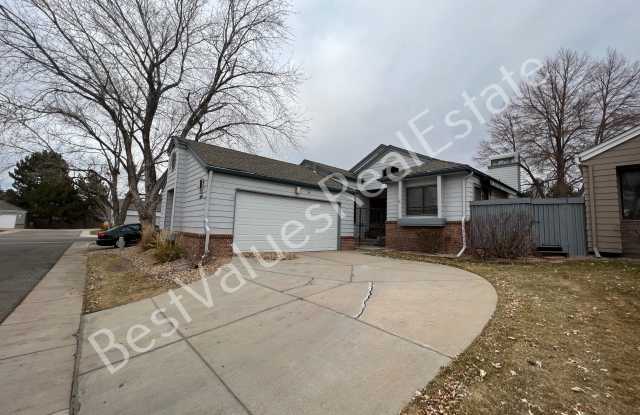 11196 E Baltic Dr