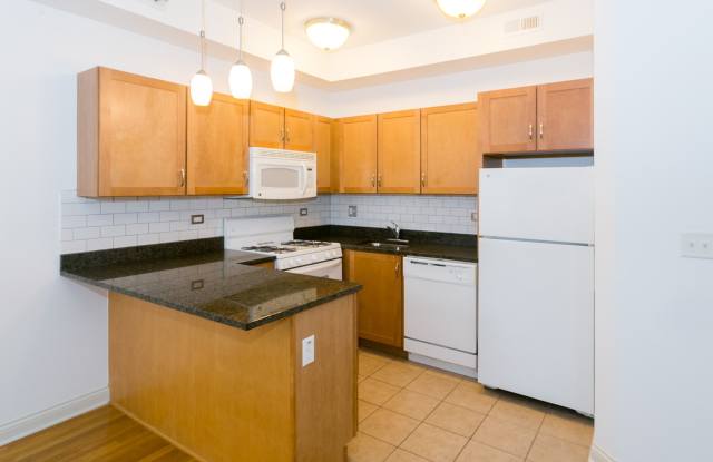 5400-5408 S. Ingleside Avenue