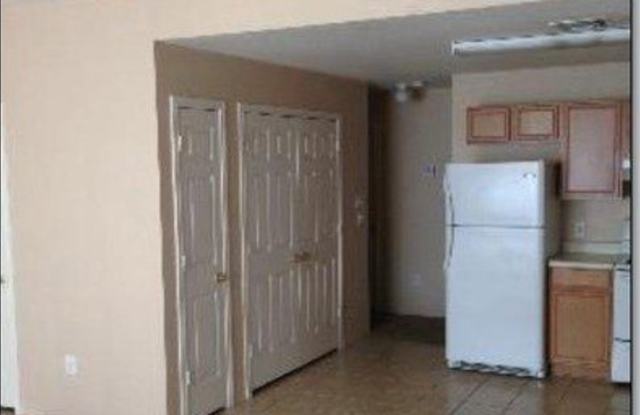 11217 CENTER POINT RD