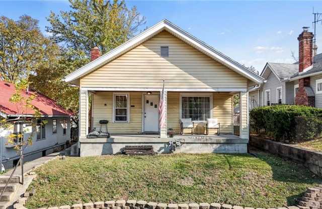 2 Bedroom, 2 Bath Home w/Full Basement in Dayton