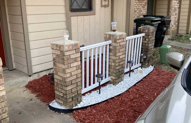 611 Acorn Grove Court