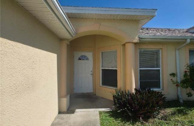 Photo of 2211 NE 15th Lane