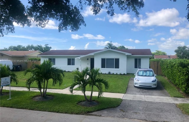 9710 SW 185th Ter - 9710 Southwest 185th Terrace, Cutler Bay, FL 33157