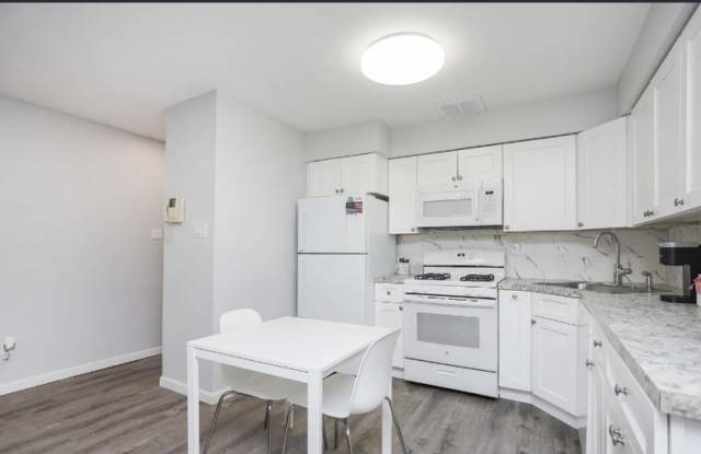 15 Gadsen Pl Apt 1D