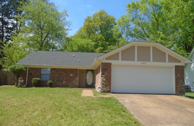 3857 Clemmer Dr - 3857 Clemmer Drive, Memphis, TN 38125