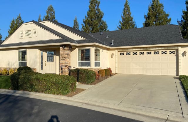 751 Young Ct - 751 Young Court, Galt, CA 95632