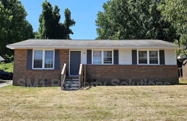 1529 Earl Drive - 1