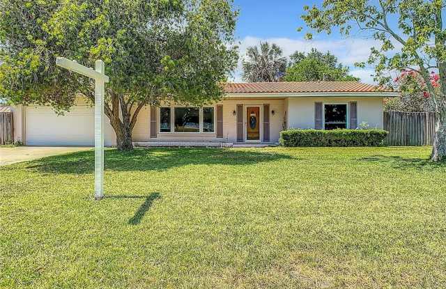 Come and see this beautiful, updated pool home in Clearwater Florida photos photos