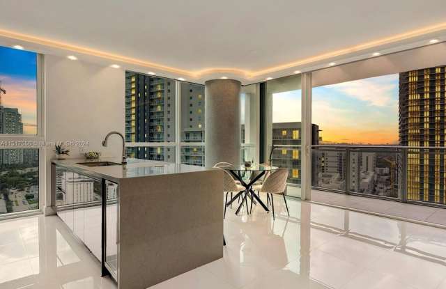 Photo of 1080 Brickell Avenue