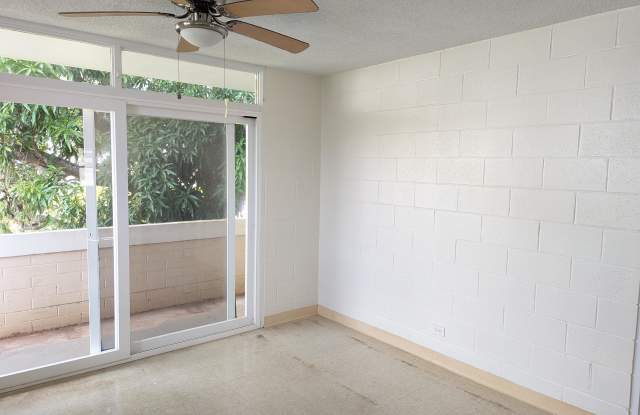 2948 East Manoa Road - C
