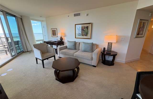 223 Saratoga Road unit: 1922